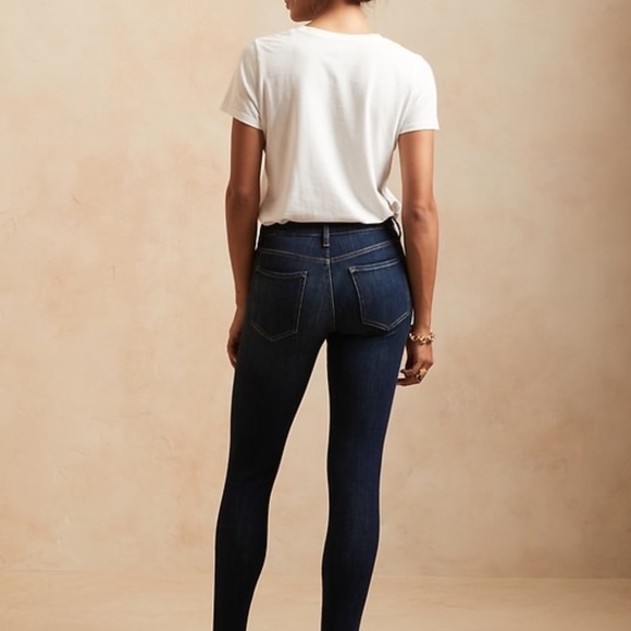 Mid-Rise Skinny Ankle Jean with Raw Hem Sz 27 - Picture 5 of 8